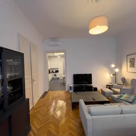 Wcc Csengery Appartement *